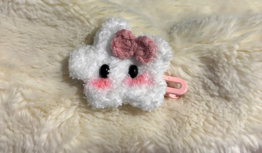 Kẹp ngôi sao Hello Kitty 🎀
